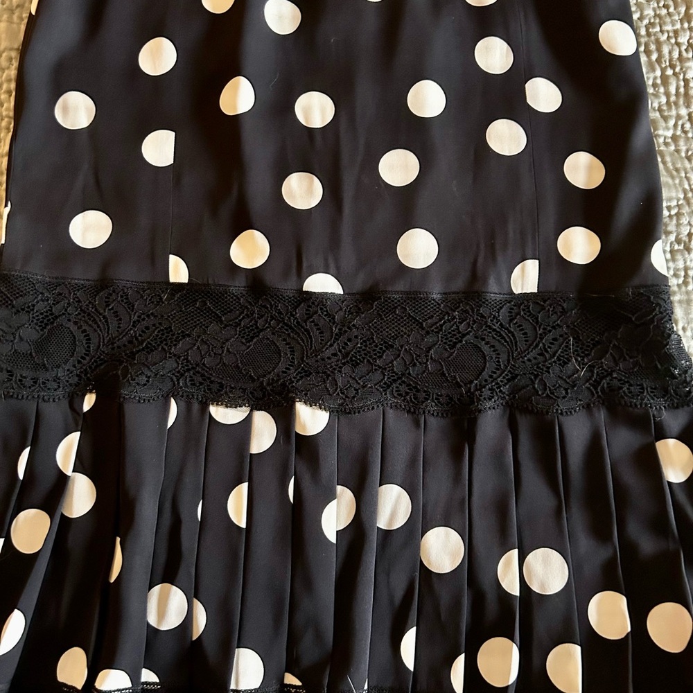 Dolce & Gabbana Black and White Polka Dot Silk Midi Skirt size S, NWT - Picture 2 of 7